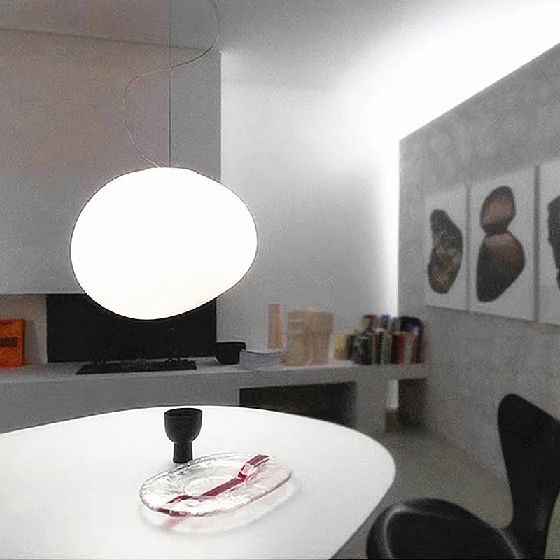 Minimalistyczny biały żyrandol – Desk Setup Minimalist recenzja i cena